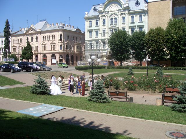 Czernowitz Theaterplatz